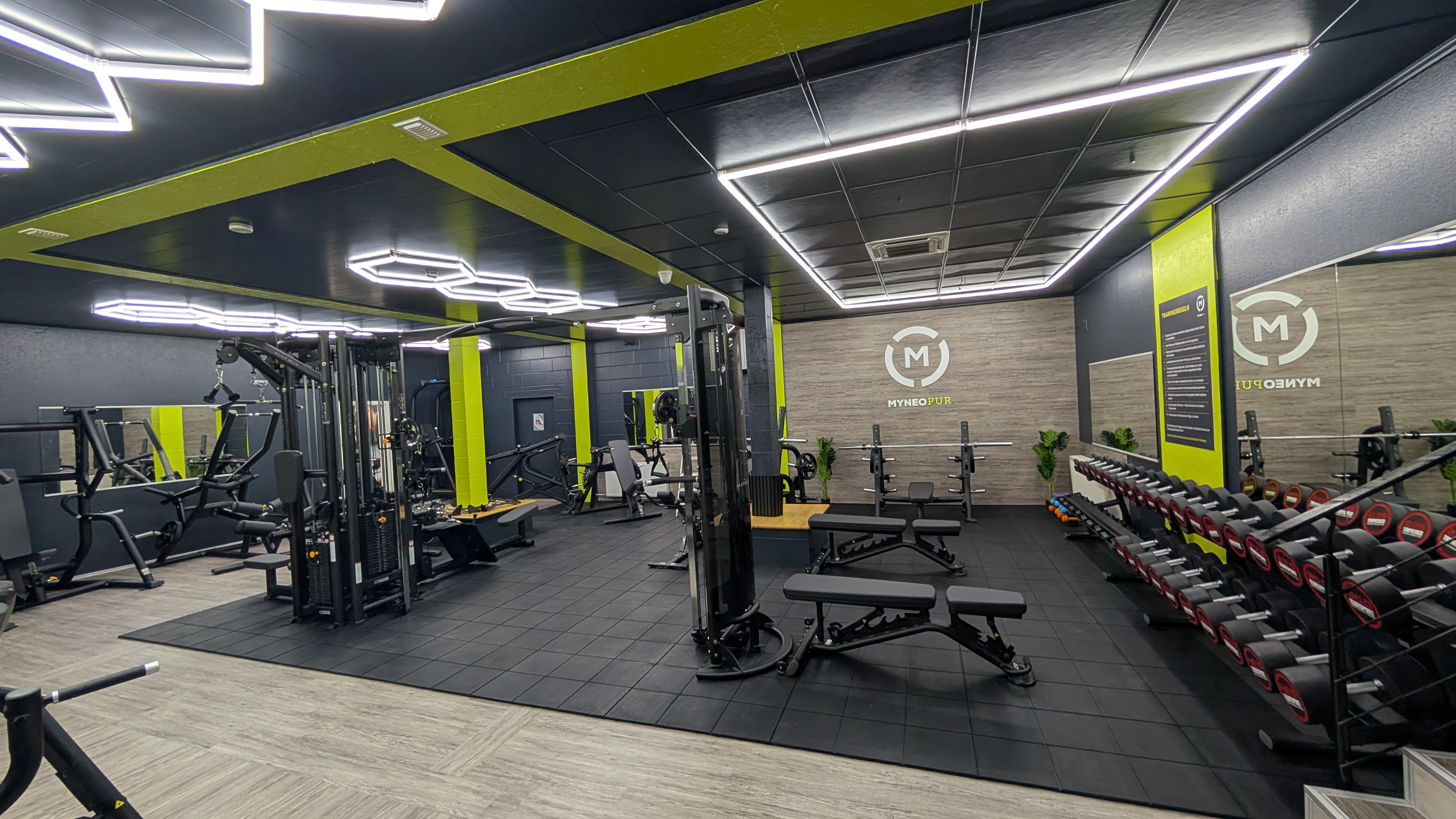 Studio 8
