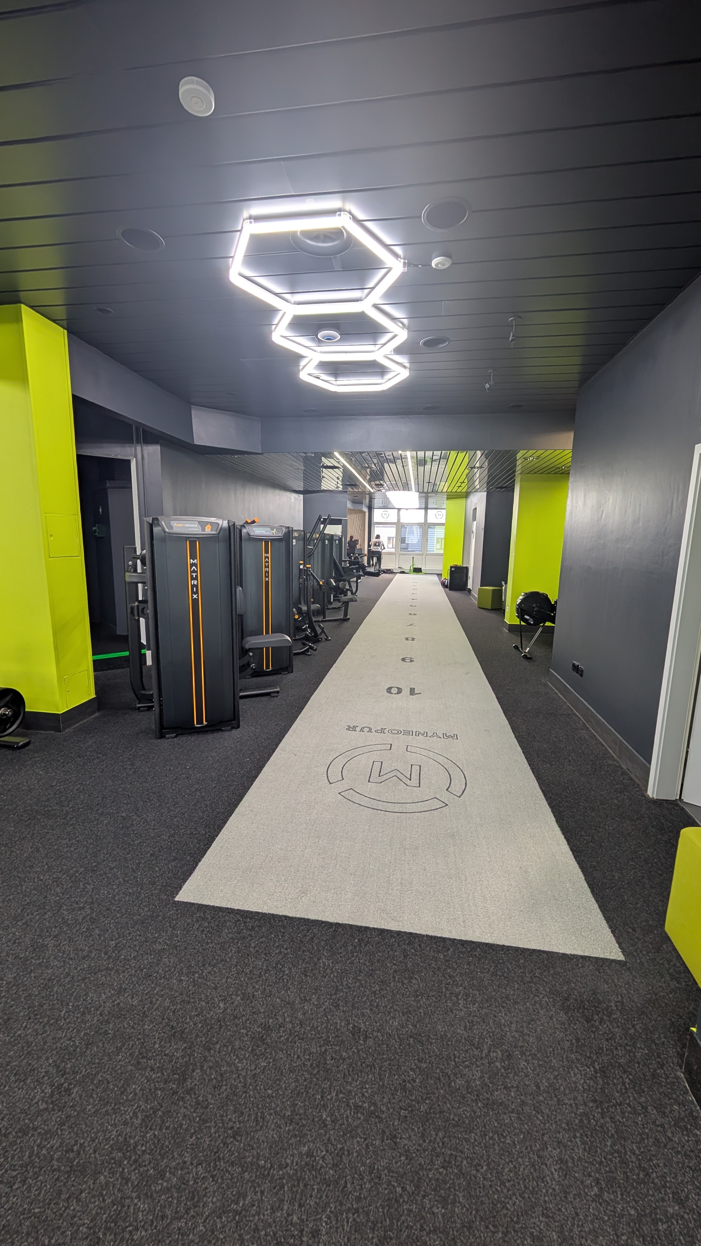 Studio 12